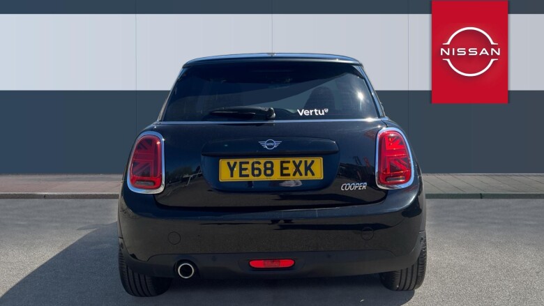MINI Hatchback 1.5 Cooper II 3dr Petrol Hatchback